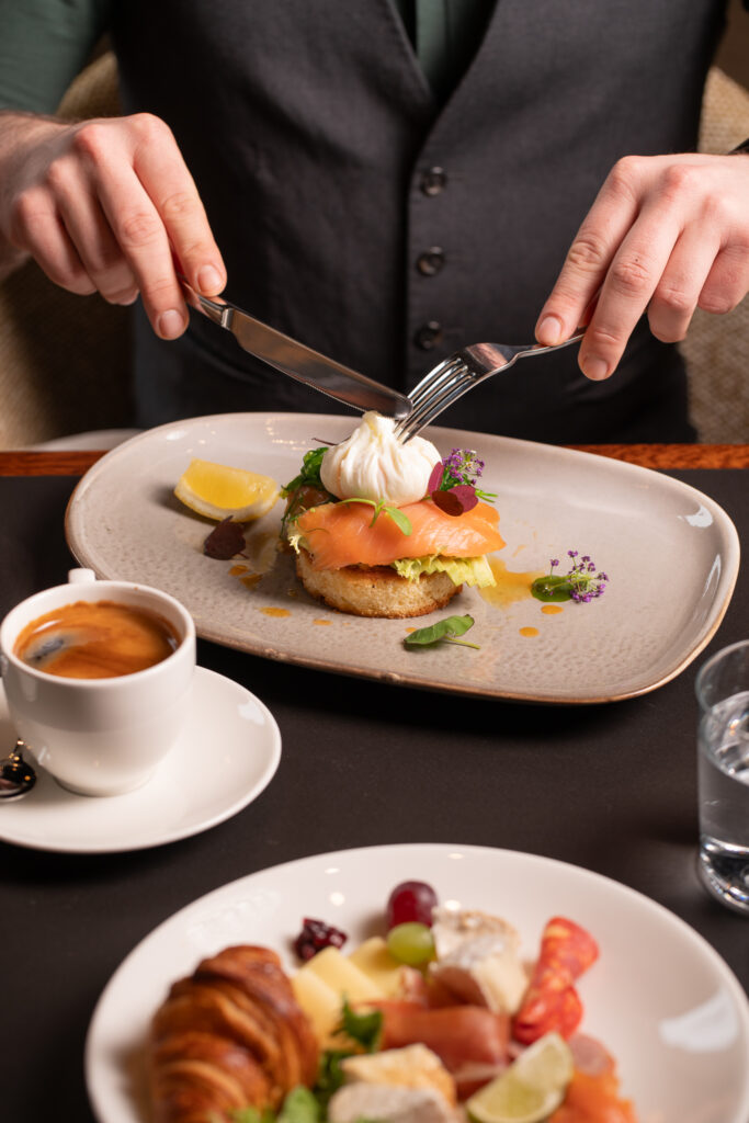 śniadania Warszawa centrum Hotel Flaner