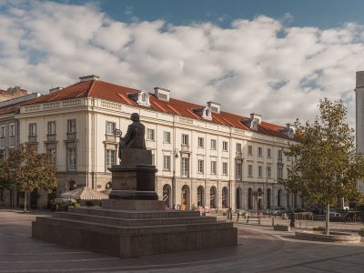 Hotel Flaner od strony pomnika Kopernika